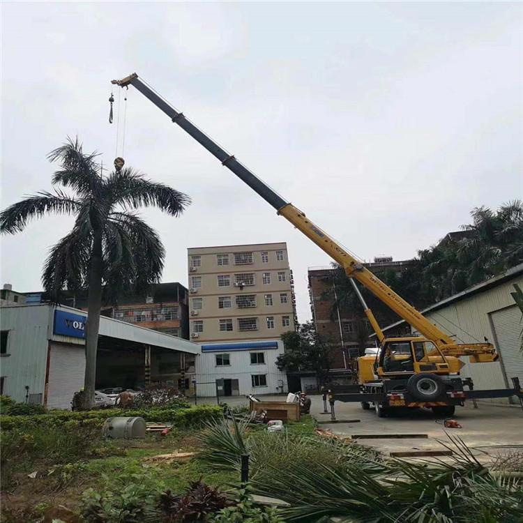 定南县12吨吊车出租一天的收费标准是什么