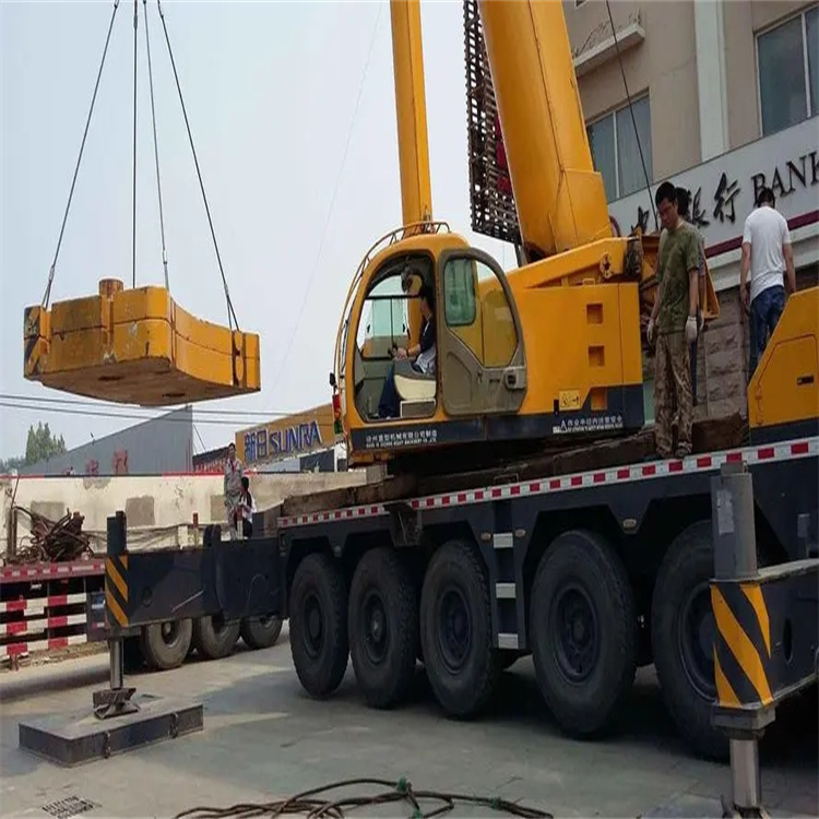 定南县当地吊车出租|机器吊装|75吨|工厂搬迁服务